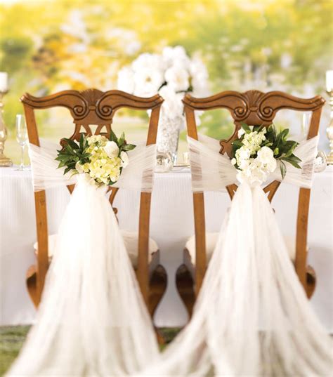 how to decorate a wedding chair